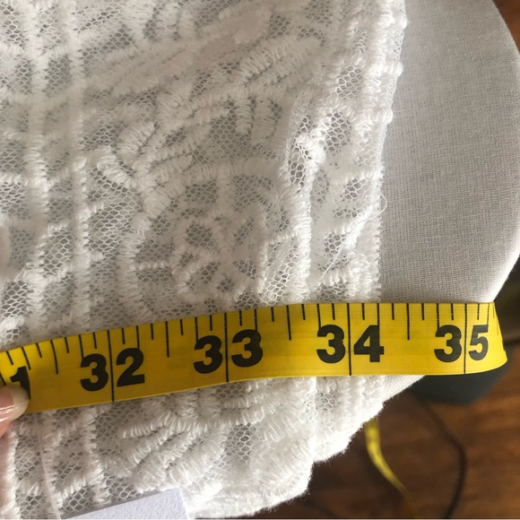 Anthropologie Kindred Semi Sheer Embroidered Crochet Lace Cover Up Overpiece - Picture 12 of 16